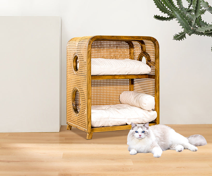 Solid wood cat bed for all seasons